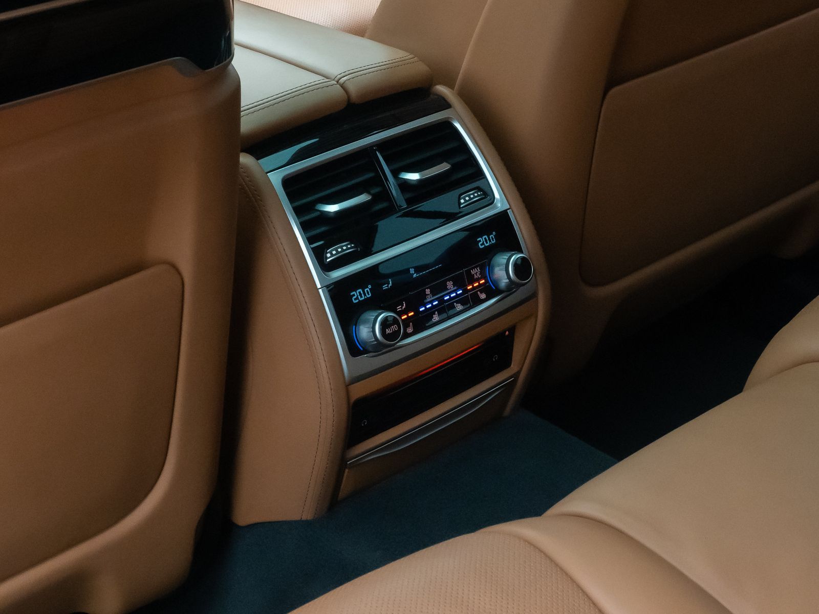 Fahrzeugabbildung BMW 750d xD M Sport 360&deg; Massage FondEnt Laser Voll