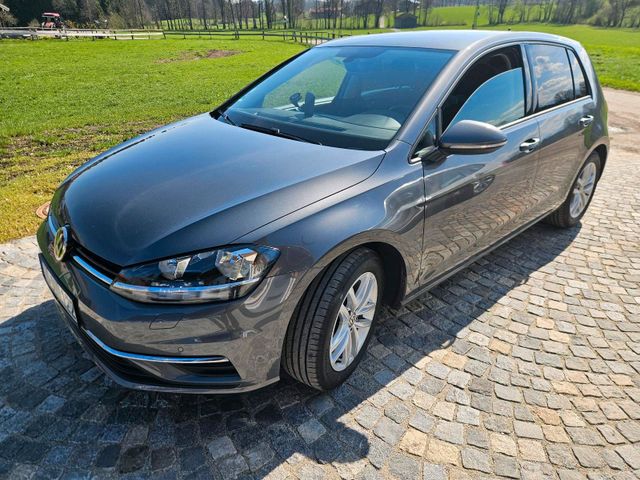 VW Golf