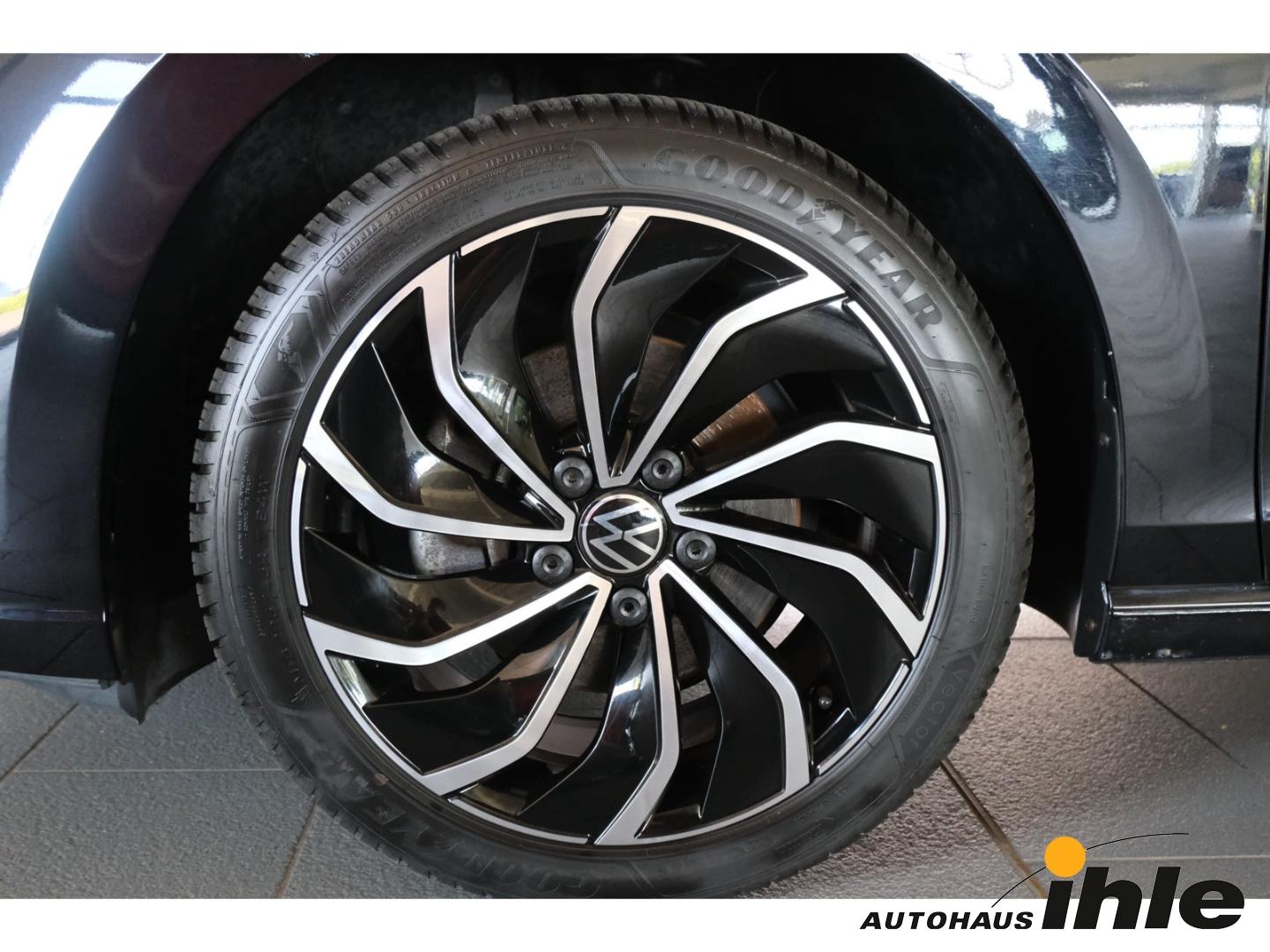 Volkswagen Golf VIII 1,5 eTSI DSG IQ-LIGHT+NAVI+R-FAHRKAMER, миниатюра 11