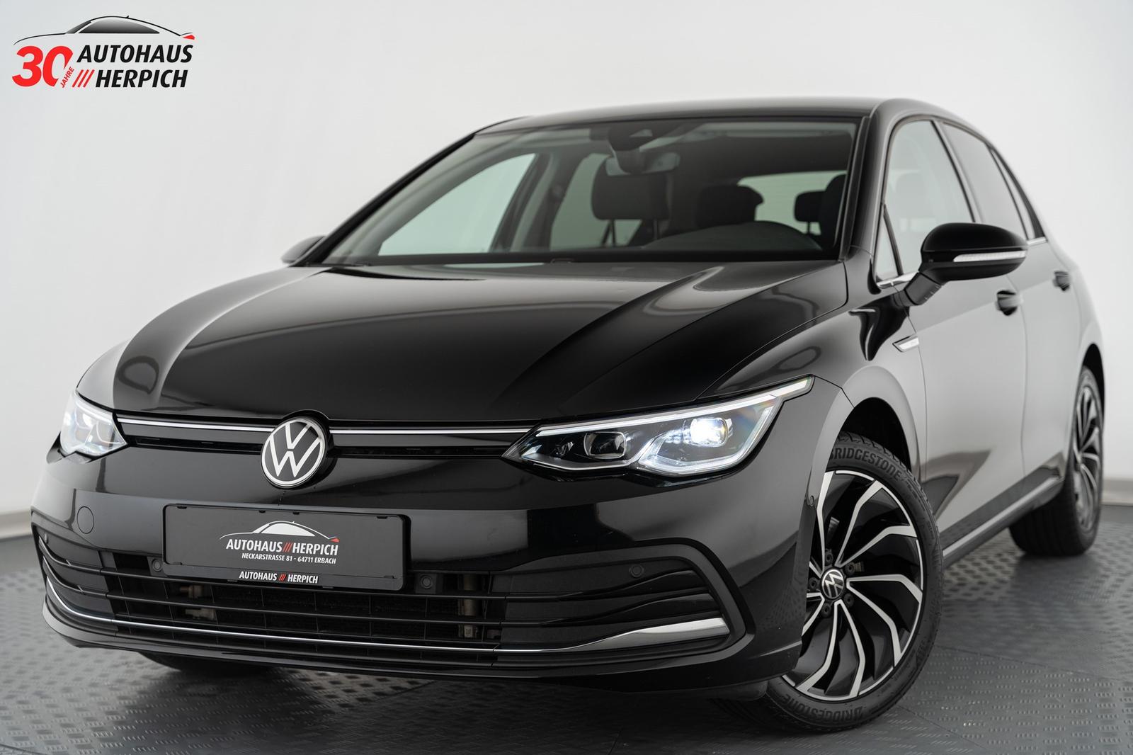 Volkswagen Golf VIII 2,0 TDI DSG Style ACC AHK RFK LED