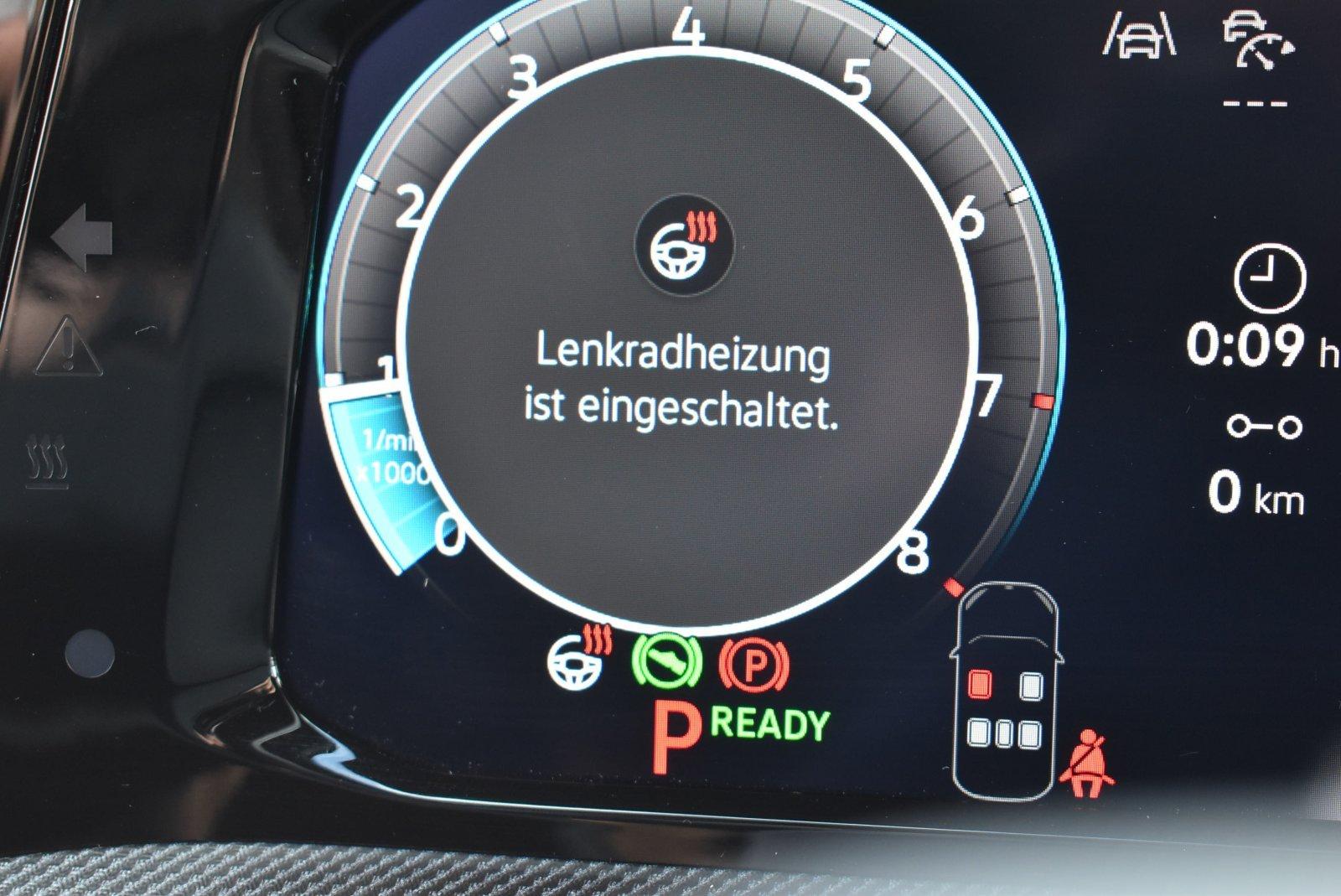 Volkswagen Golf VIII 1.5 eTSI R-Line APP LED Winterpaket, миниатюра 20