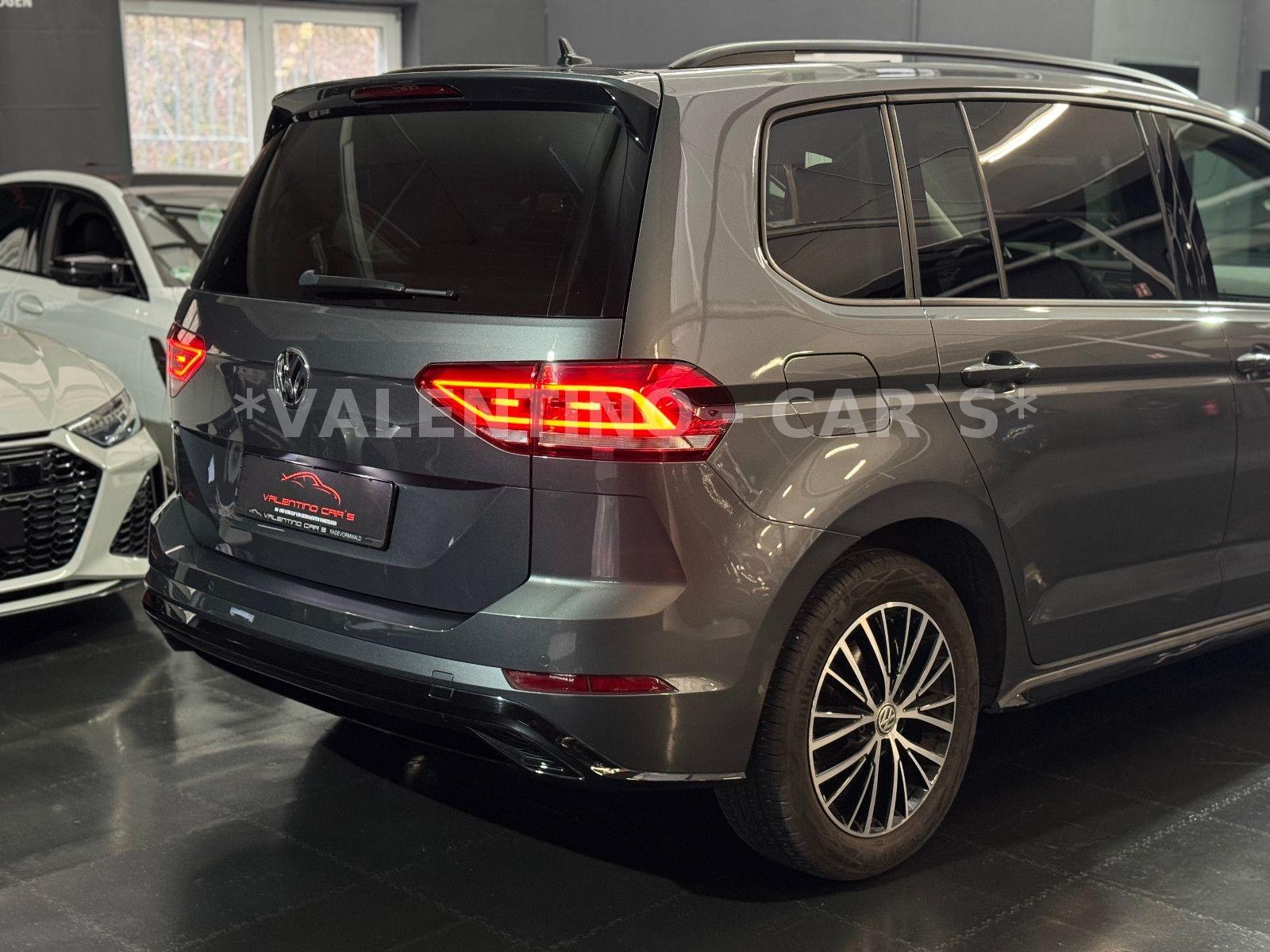 Volkswagen Touran Highline R-Line/DSG/Massage/Navi/LED/Temp