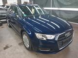 Audi A3 Sportback 2.0 TDI Design *NAVI*XENON*AHK* - Audi A3 design mit Diesel-Antrieb