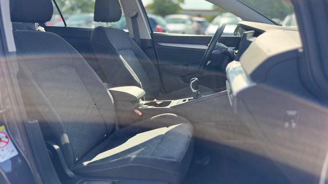 Volkswagen Golf 1.5 TSI OPF 96kW Life Variant