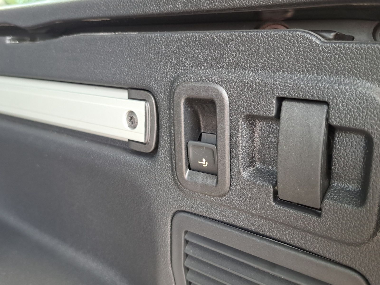 Volkswagen Touran - Bild 22
