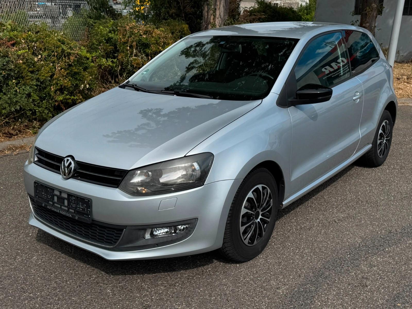 Volkswagen POLO 1.2l STYLE KLIMA SITZHEIZUNG EINPARKHILFE