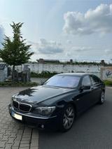 BMW E65 750i V8 - BMW 7er Reihe in Bielefeld