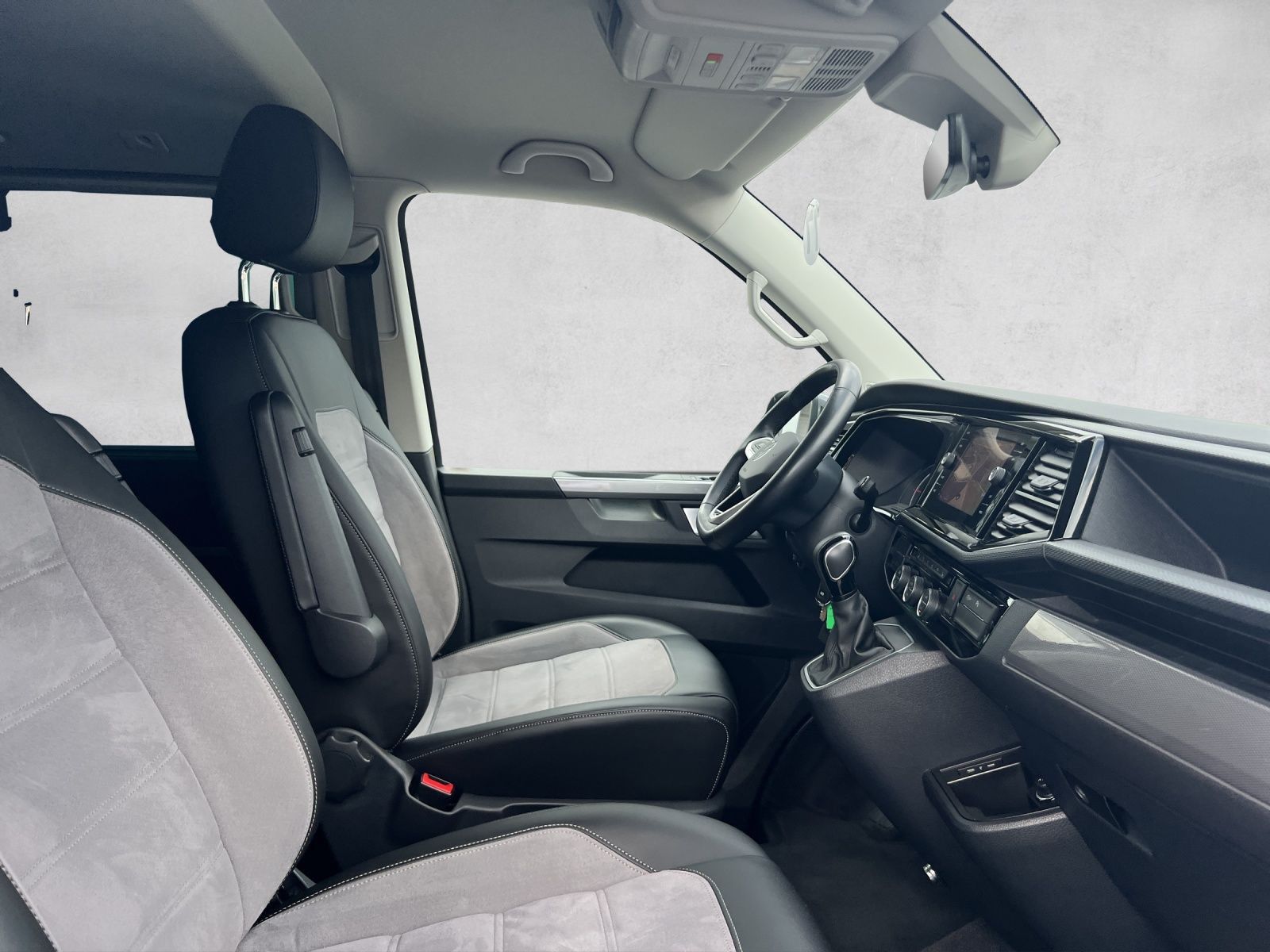 T6.1 Multivan Comfortline 2.0 l 150 kW TDI SCR B