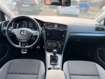 Volkswagen Golf 7 *SHZ*StartStop*LED*BT*MFL*