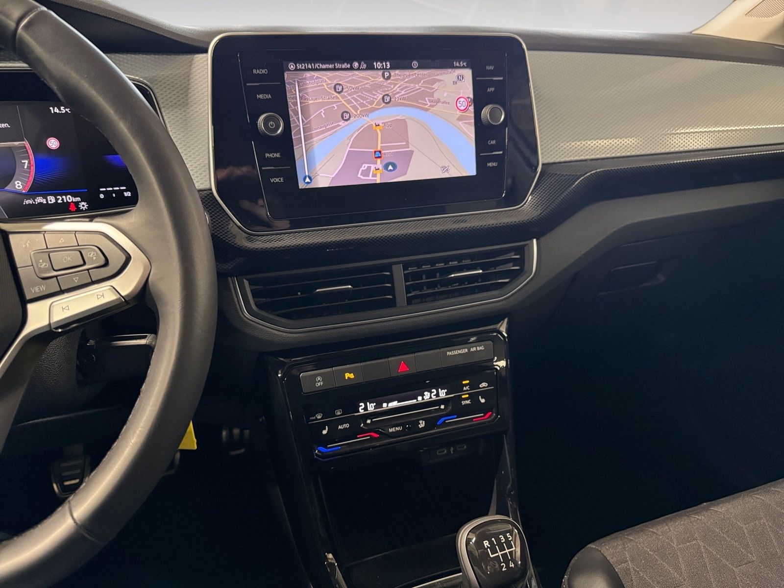 Volkswagen T-Cross - Bild 12