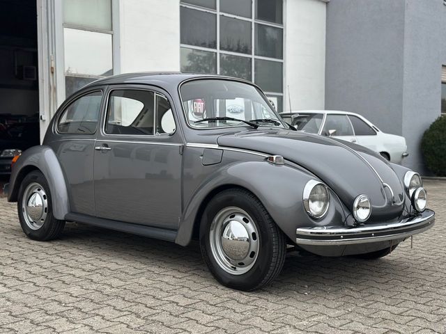 Volkswagen Käfer 1303 / DEUTSCHES MODELL / TRAUMHAFTER ZUST