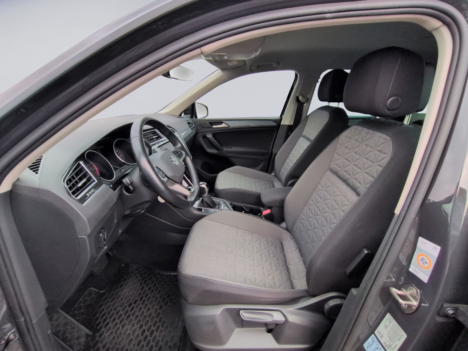 Tiguan 2.0 TSI DSG 4M Life KAMERA+MATRIX+NAVI