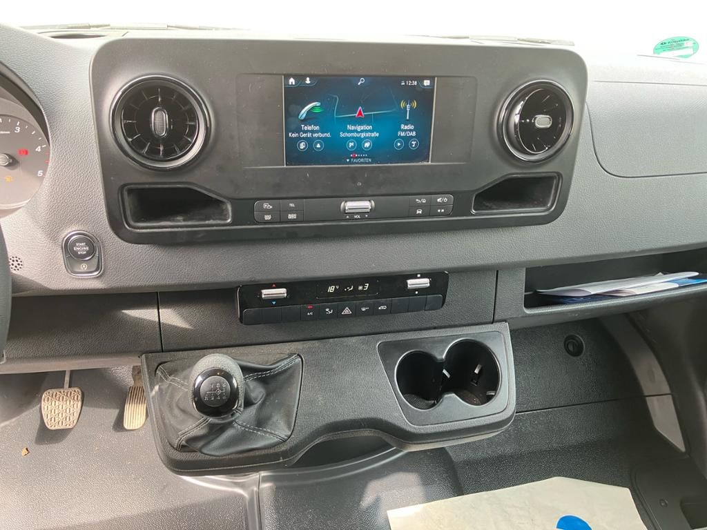 Fahrzeugabbildung Mercedes-Benz Sprinter 317 CDI KA Navi*LED*AHK