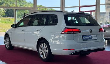 Volkswagen Golf - 5