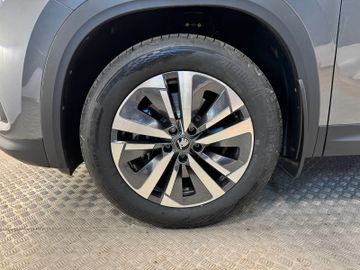 Skoda Kodiaq 1.5 TSI  Selection AHK*Panodach*Matrix
