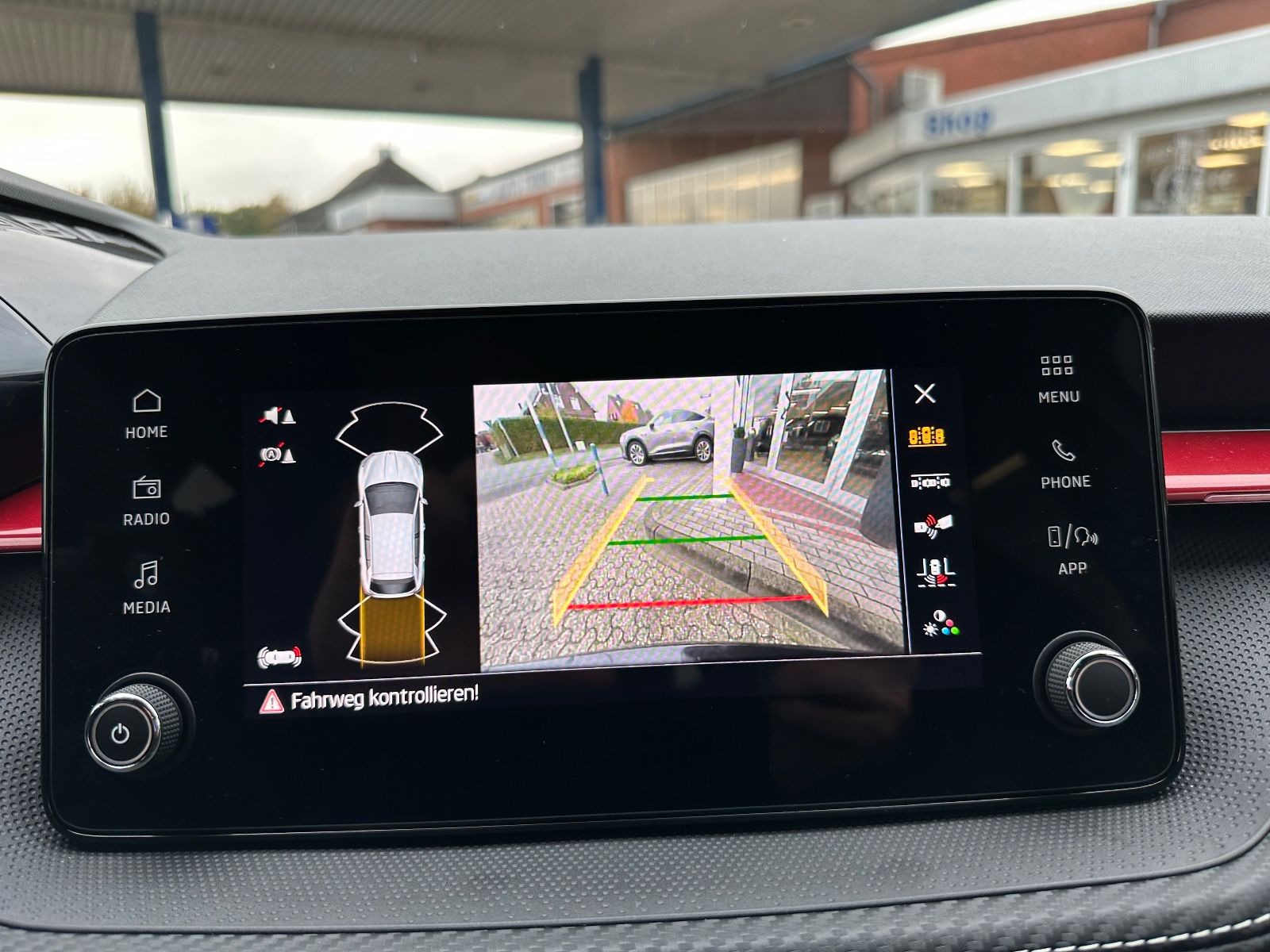 Fahrzeugabbildung SKODA Fabia Monte Carlo 1.0 TSI DSG ACC/SHZG/CarPlay