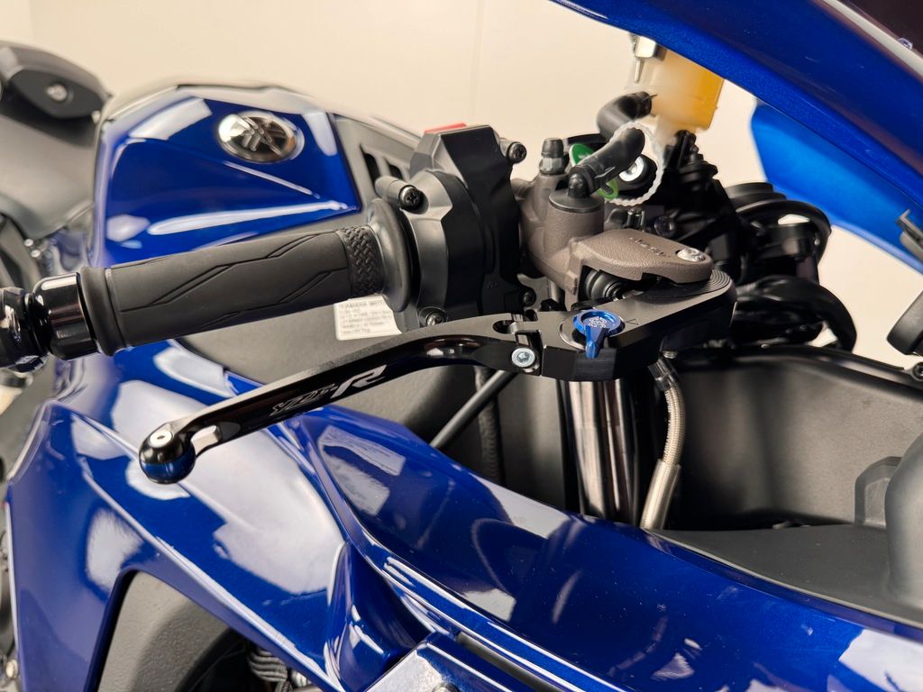 Fahrzeugabbildung Yamaha YZF-R1 *1.HAND *SERVICE NEU