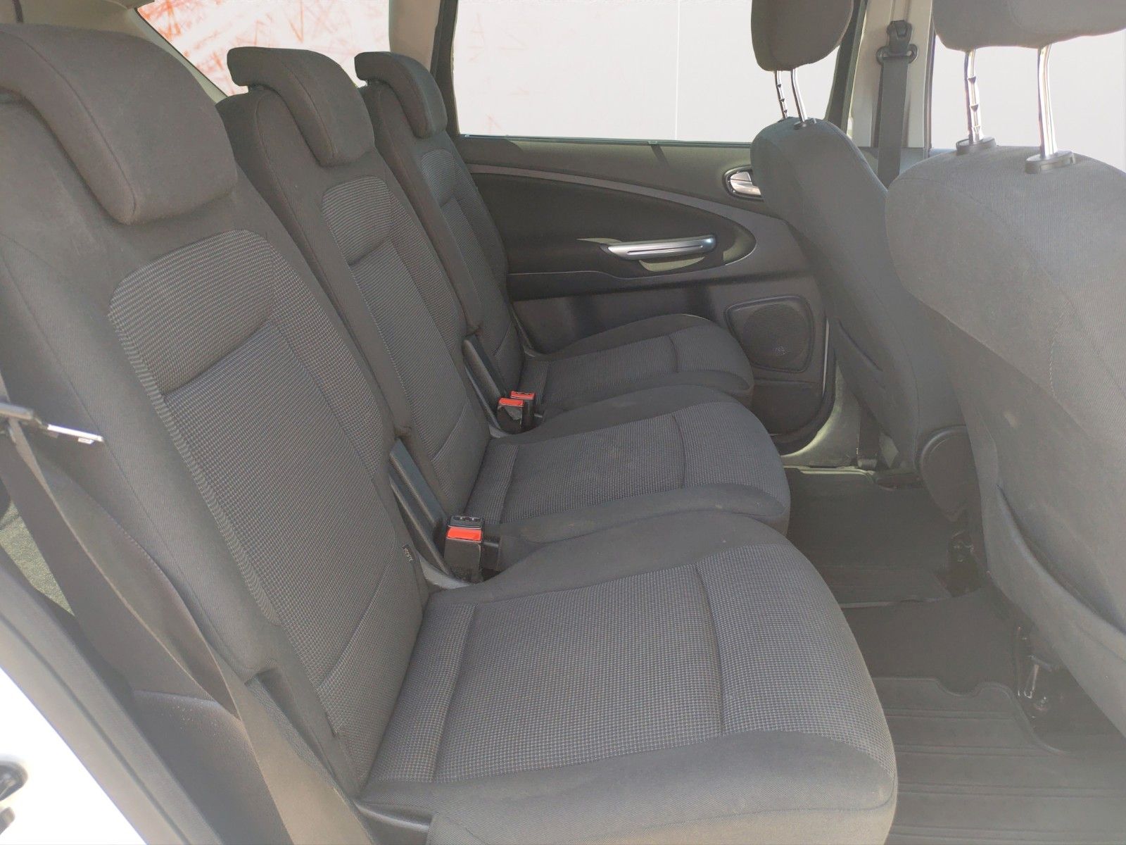 Fahrzeugabbildung Ford S-Max Titanium ! PDC ! XENON ! ele. Sitz ! TOUCH