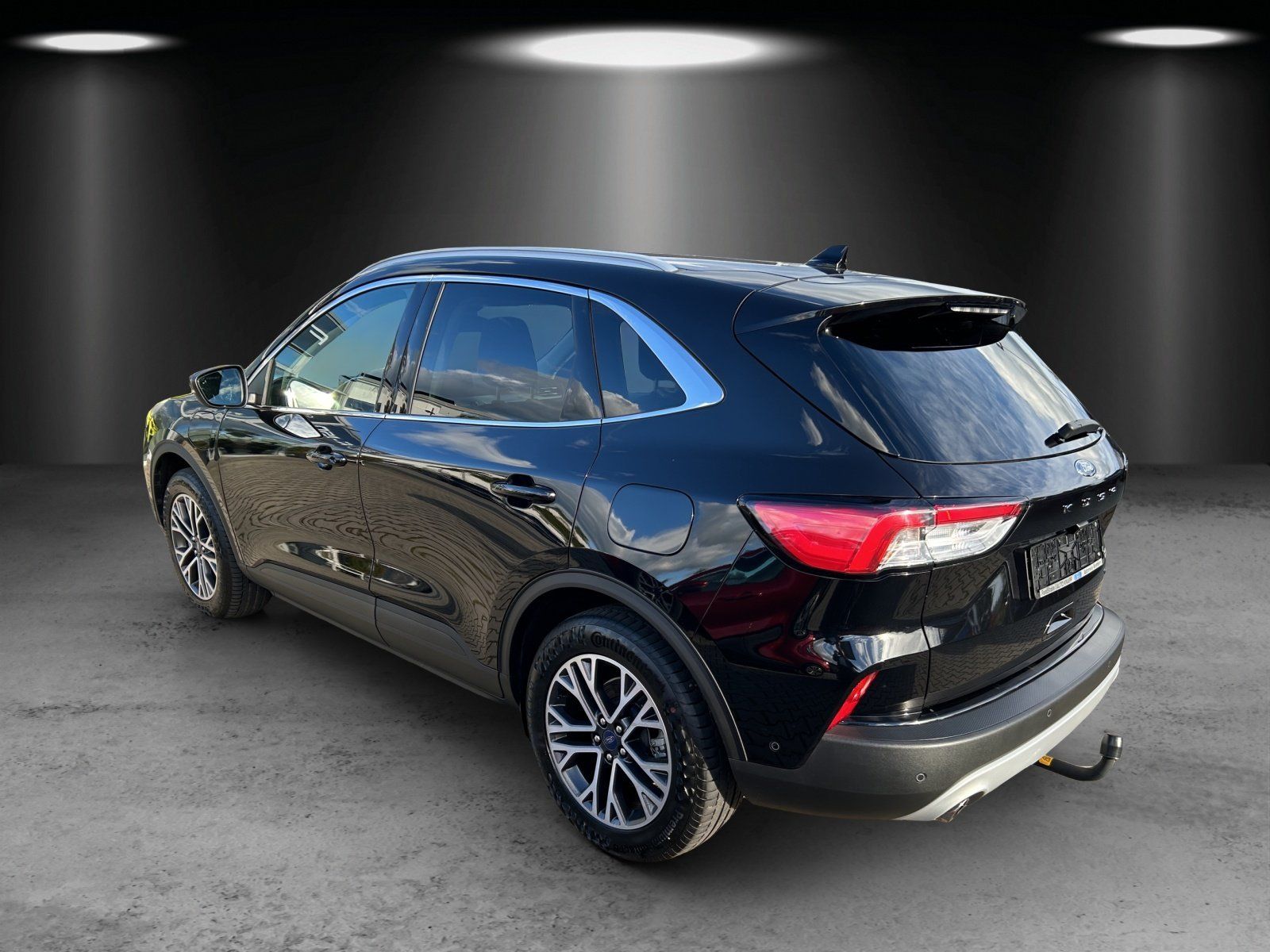 Fahrzeugabbildung Ford Kuga Titanium PHEV AHK-abnehmbar Navi Soundsyste