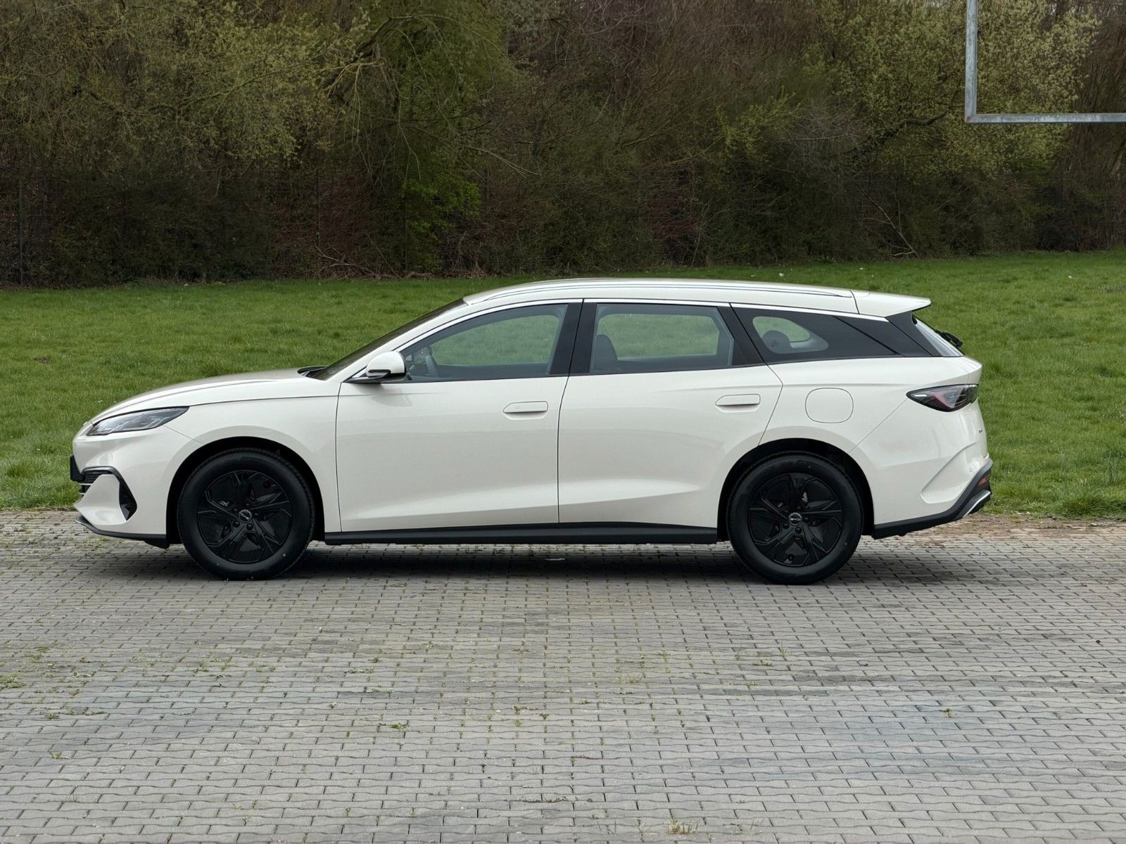 BYD SEAL 6