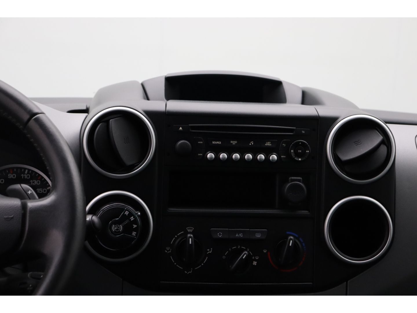 Fahrzeugabbildung Citroën Berlingo 1.6 Kombi Selection AHK abnehmbar