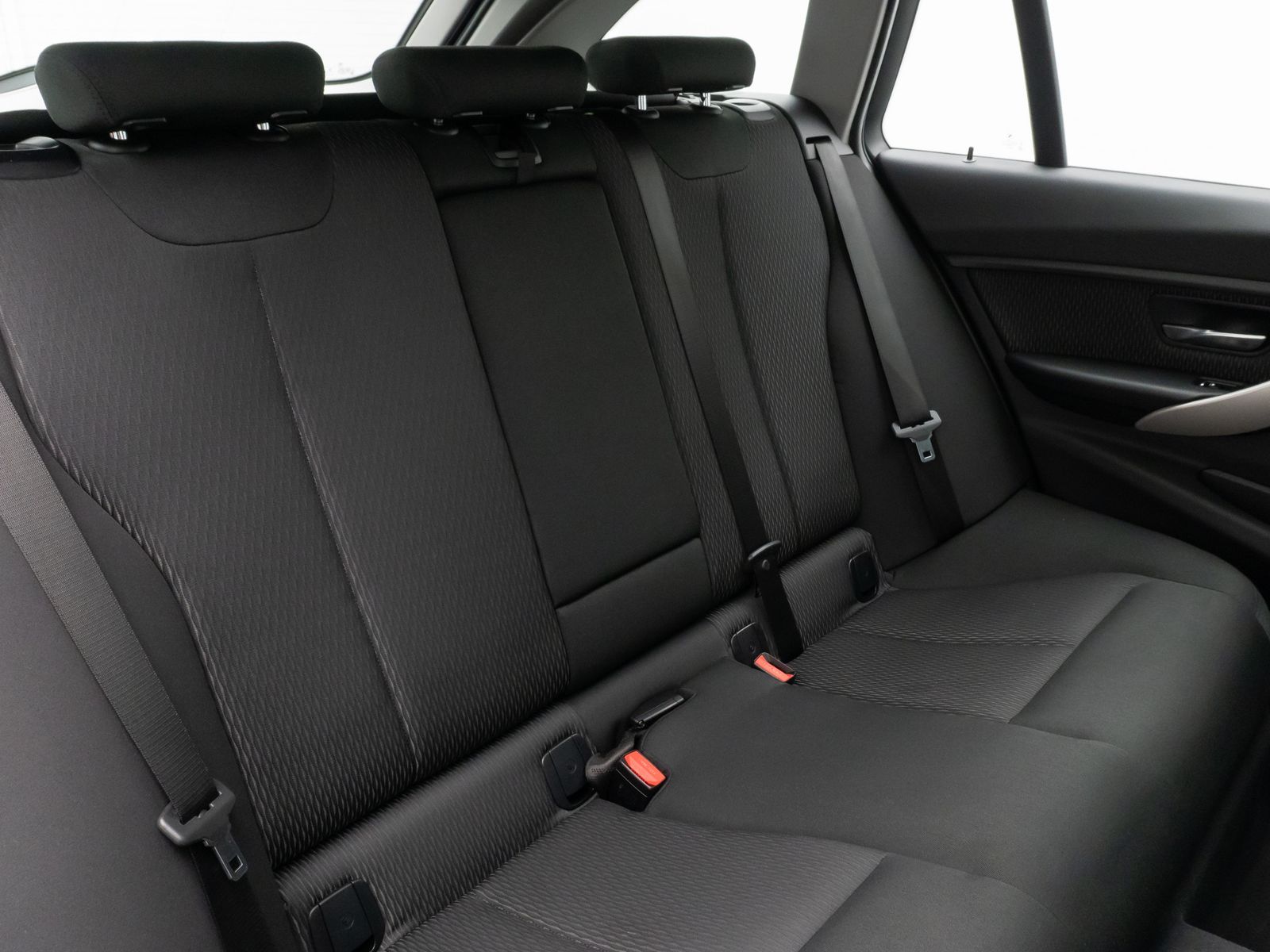 Fahrzeugabbildung BMW 320d xD Advantage Panorama Lordos AHK PDChint.