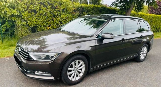 VW Passat Variant