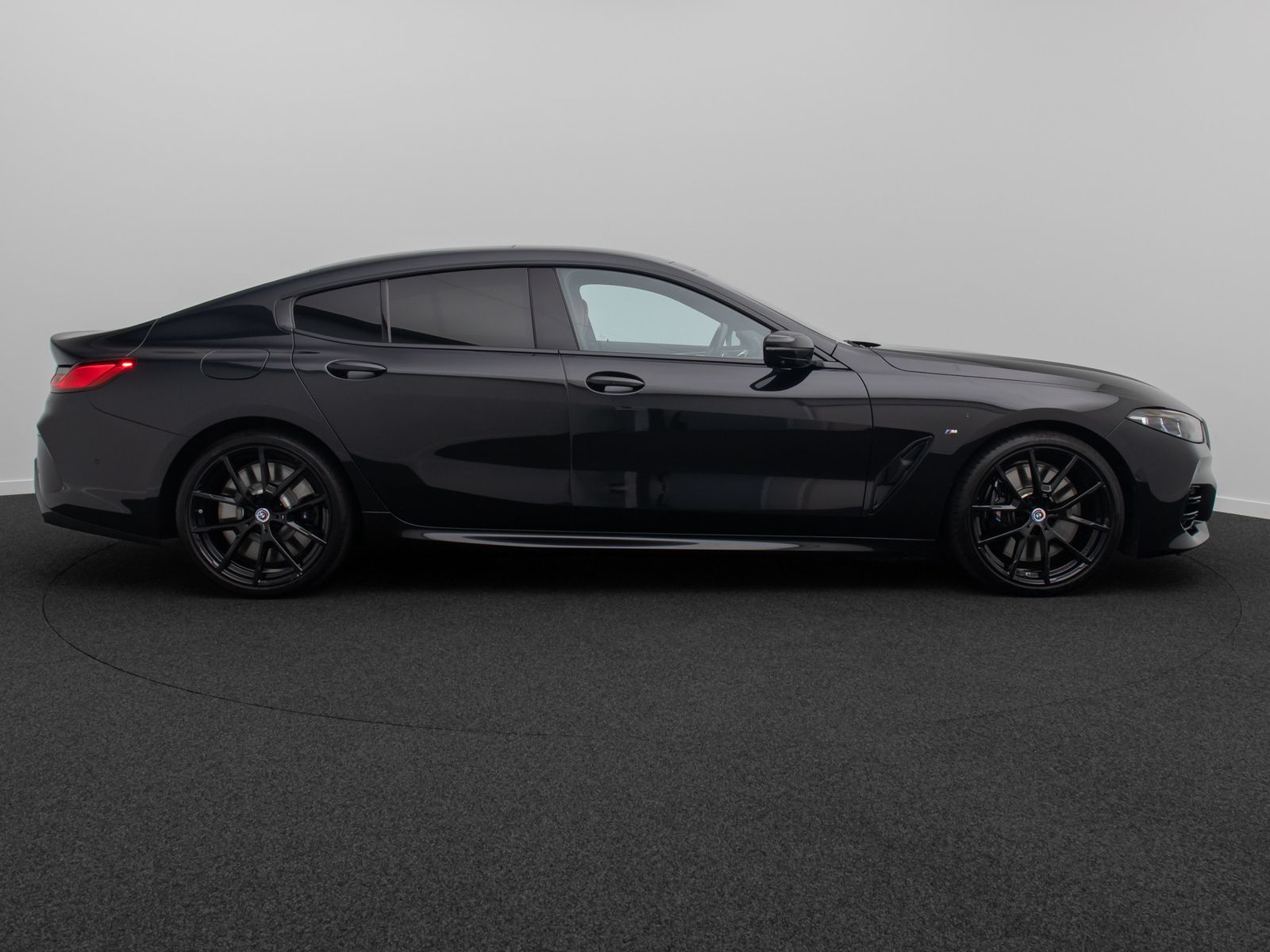 Fahrzeugabbildung BMW M850i xD Gran Coup&eacute; 360&deg; DAB Laser SoftClose 20"