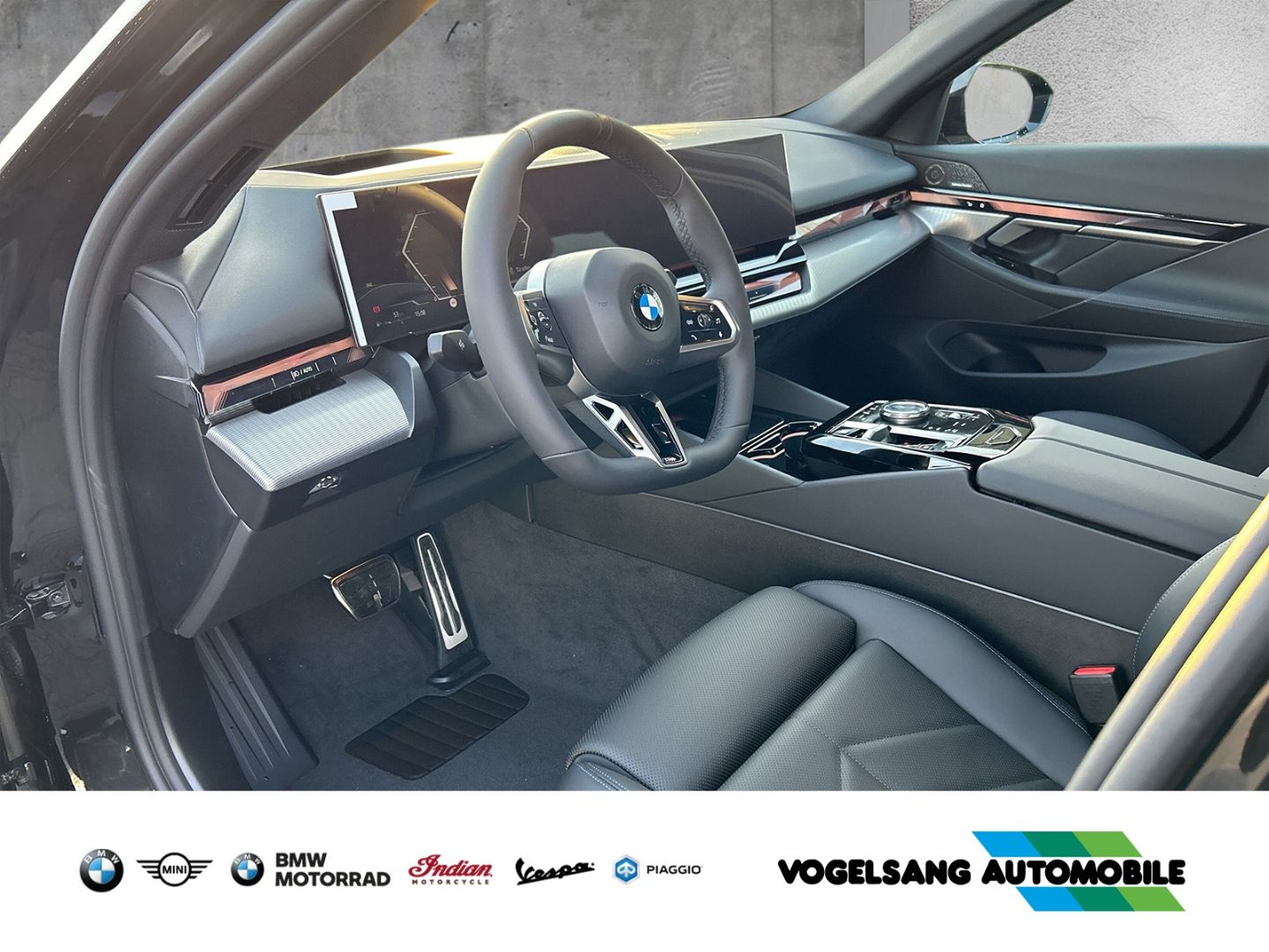 Fahrzeugabbildung BMW 520 M Sport i Park-Assistent Sportpaket HUD AHK-