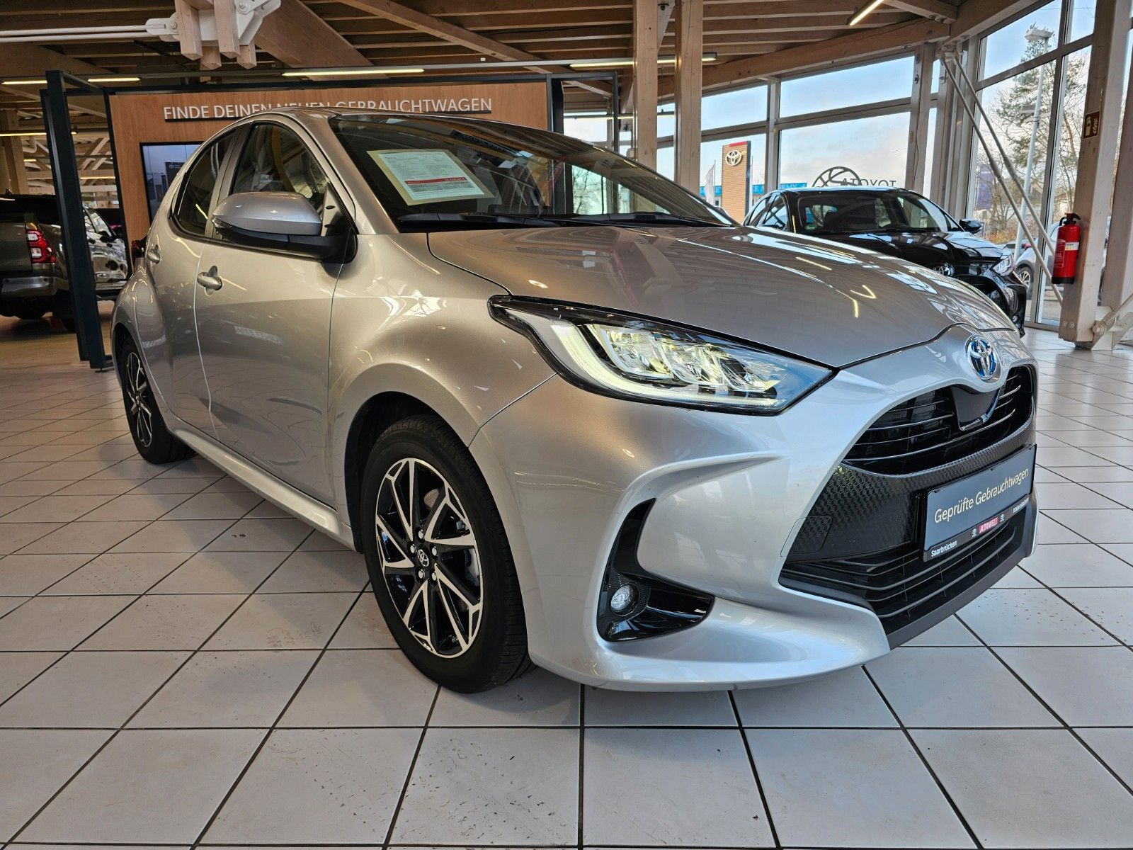 Fahrzeugabbildung Toyota Yaris Hybrid Team Deutschland / Comfort-Paket