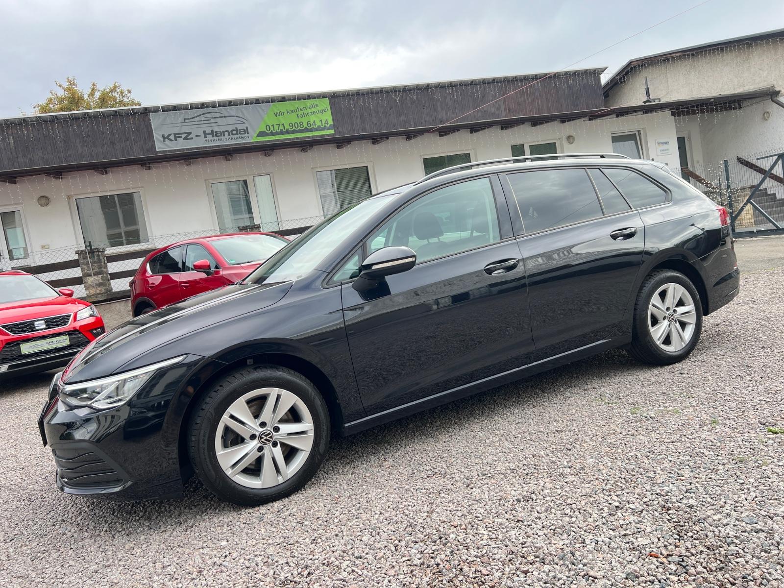 Volkswagen Golf VIII Variant Life