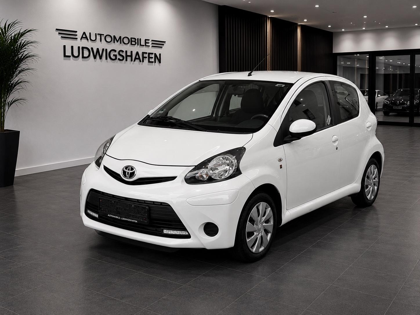 Toyota AYGO Cool Go/Neu-Tüv/Klima/Navi/TOP
