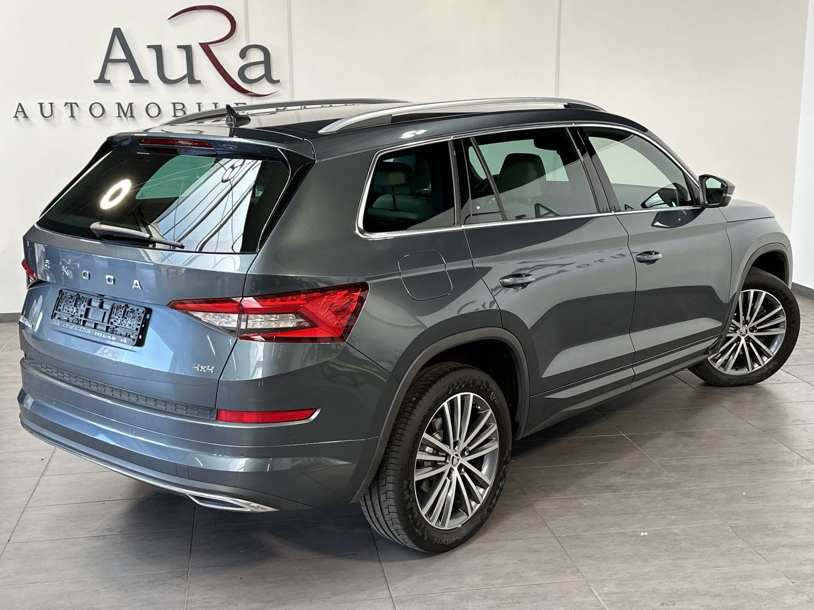 Fahrzeugabbildung SKODA Kodiaq 2.0 TSI DSG L&K 4x4 NAV+LED+360°+CARPLAY
