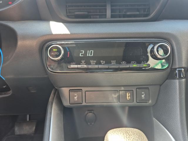 Toyota Yaris 1.5 Hybrid Business Edition *KAMERA*SHZ