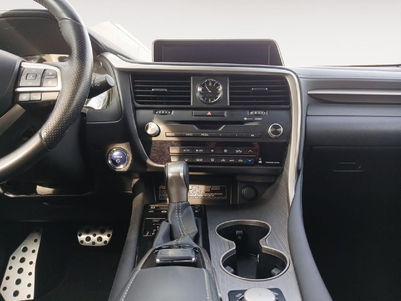 Fahrzeugabbildung Lexus RX 450h AWD