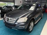 Mercedes-Benz ML 300 CDI BlueEfficiency 4Matic - Mercedes ML 300 mit Schiebedach