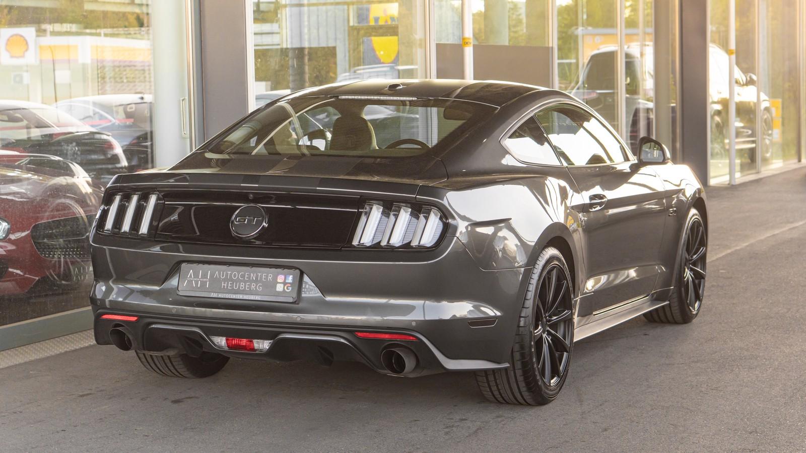Ford Mustang 5.0 GT FASTBACK*nur 17TKM*KLAPPEN AUSPUF