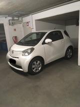 Toyota IQ + 1,0-4Sitzer/Klima/Servo - Toyota IQ in Duisburg
