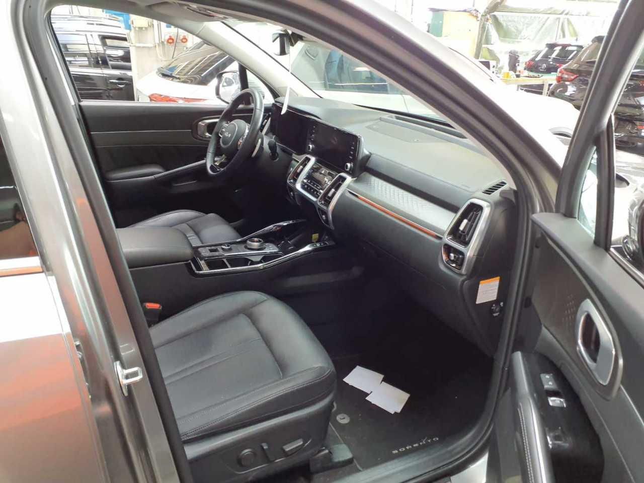 Kia Sorento 1.6 T-GDI Hybrid AT Platinum 4WD 7S|Pano imagem 3