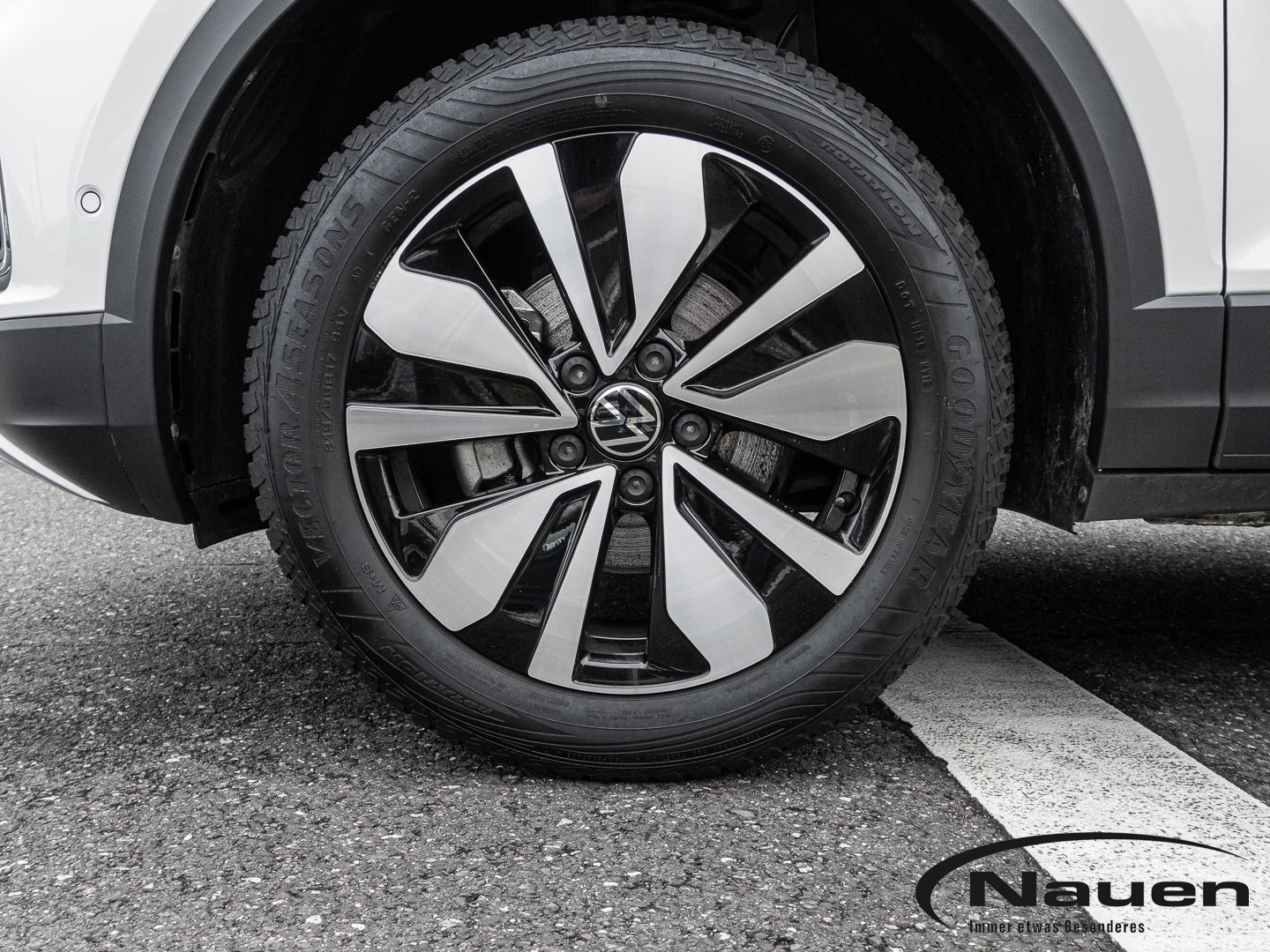 Volkswagen T-Roc - Bild 9