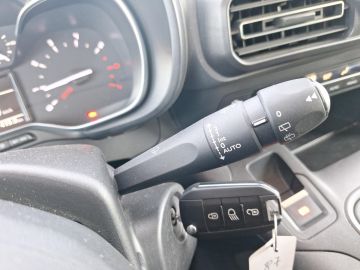 Citroën Berlingo Feel 1.5 BHDi 130 °AHK°PDC°SHZ°Tempomat