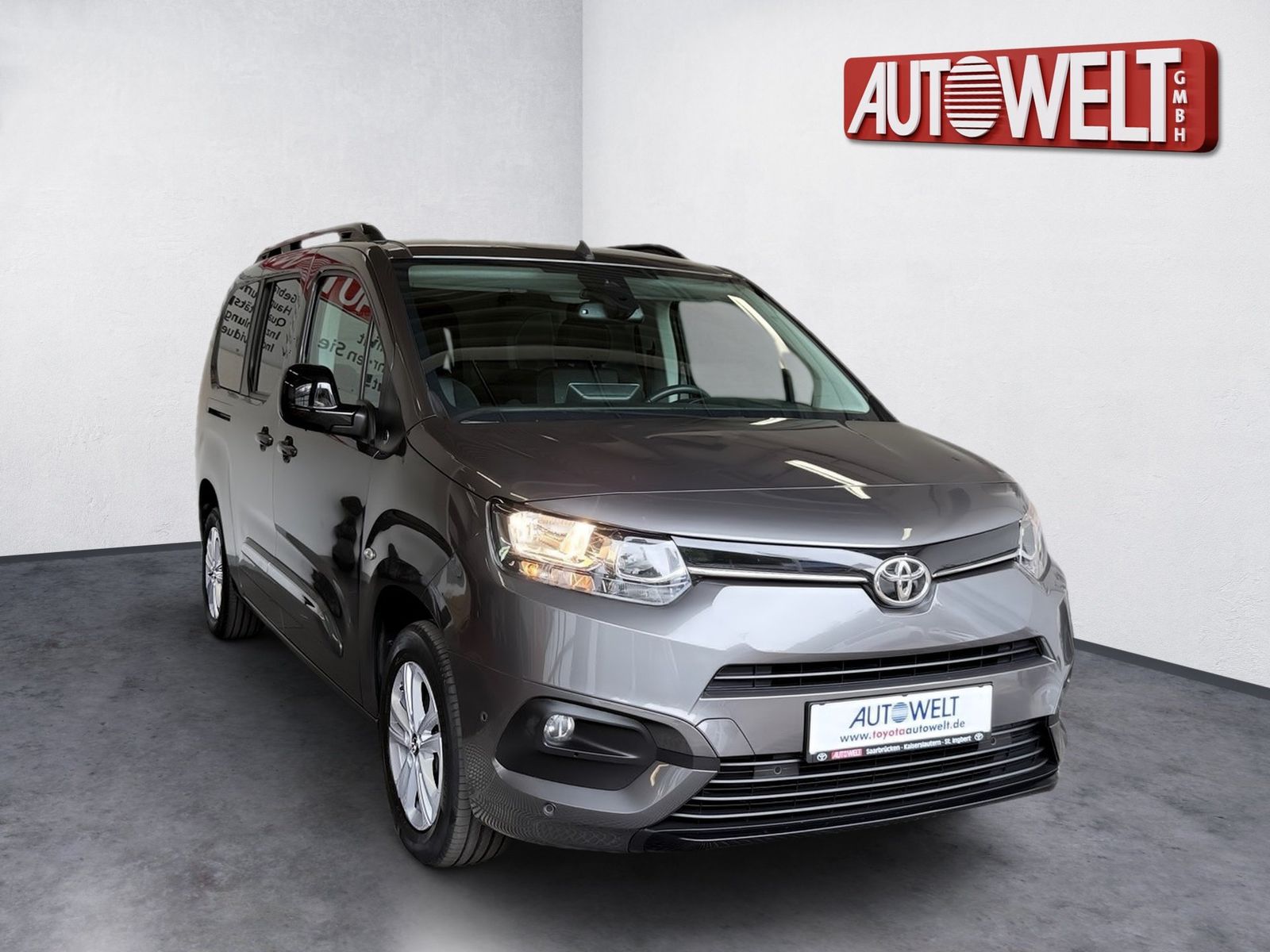 Fahrzeugabbildung Toyota Proace City Verso 1.2 L2 D Team Deutschland Navi