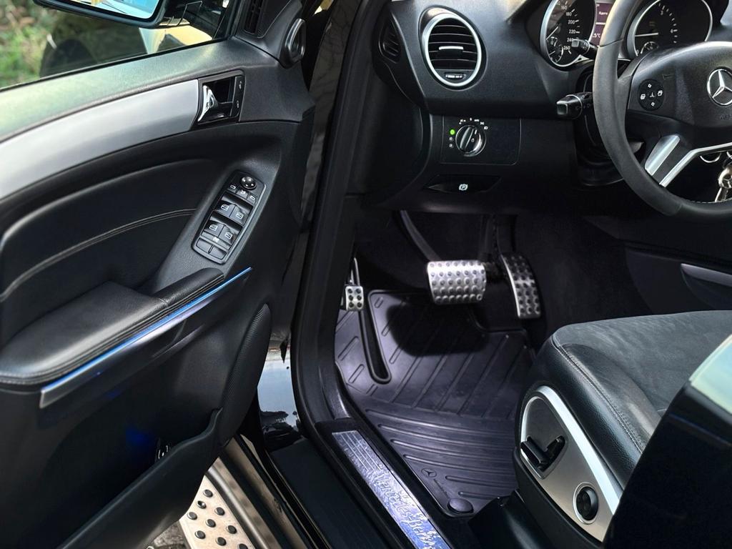 Mercedes-Benz ML 320