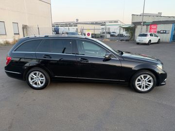 Mercedes C 200 - 4