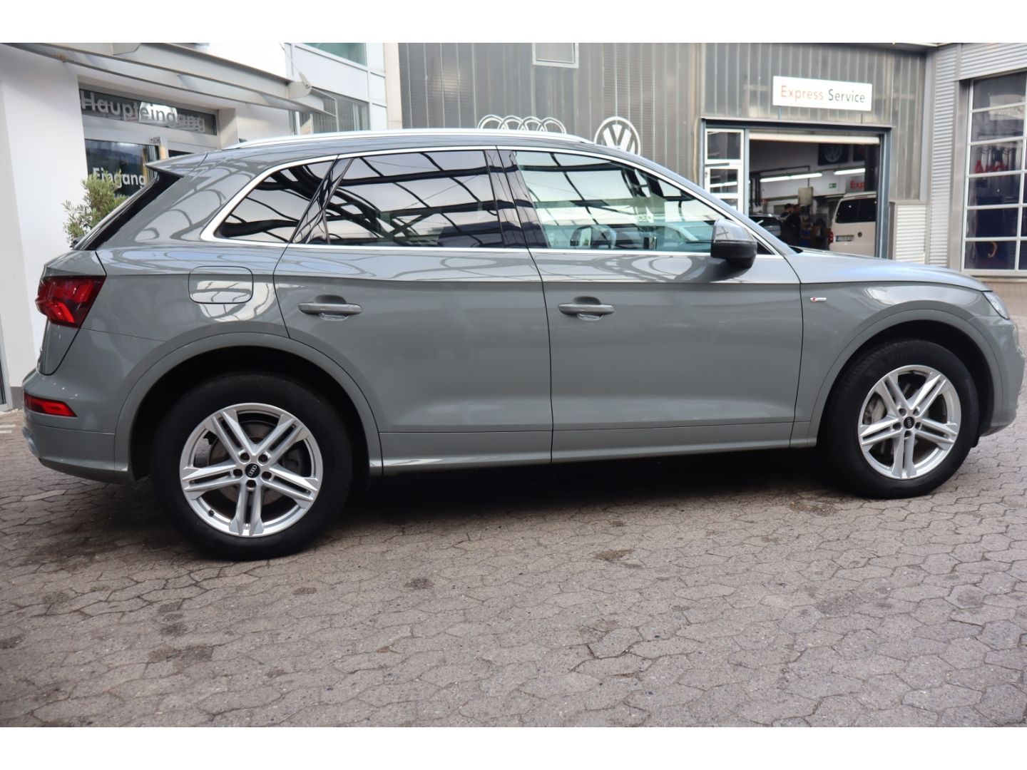 Audi Q5 50 TFSI e quattro sport Navi Pano Totwinkel imagem 3