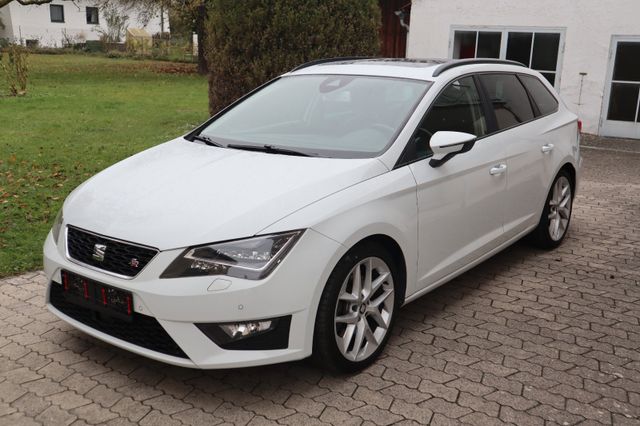 Seat Leon ST FR LED NAVI AHK PANORAMA