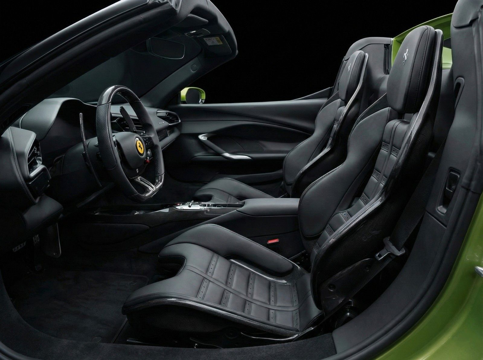 Fahrzeugabbildung Ferrari 296 GTS| Lift | Full Carbon | Verde Germoglio