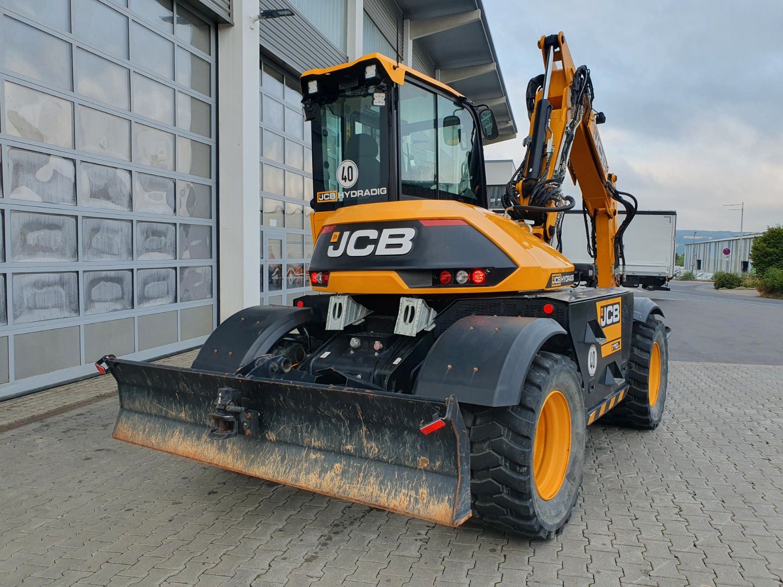 Fahrzeugabbildung JCB Hydradig 110W / Pratzen / nur 572h! / 2023