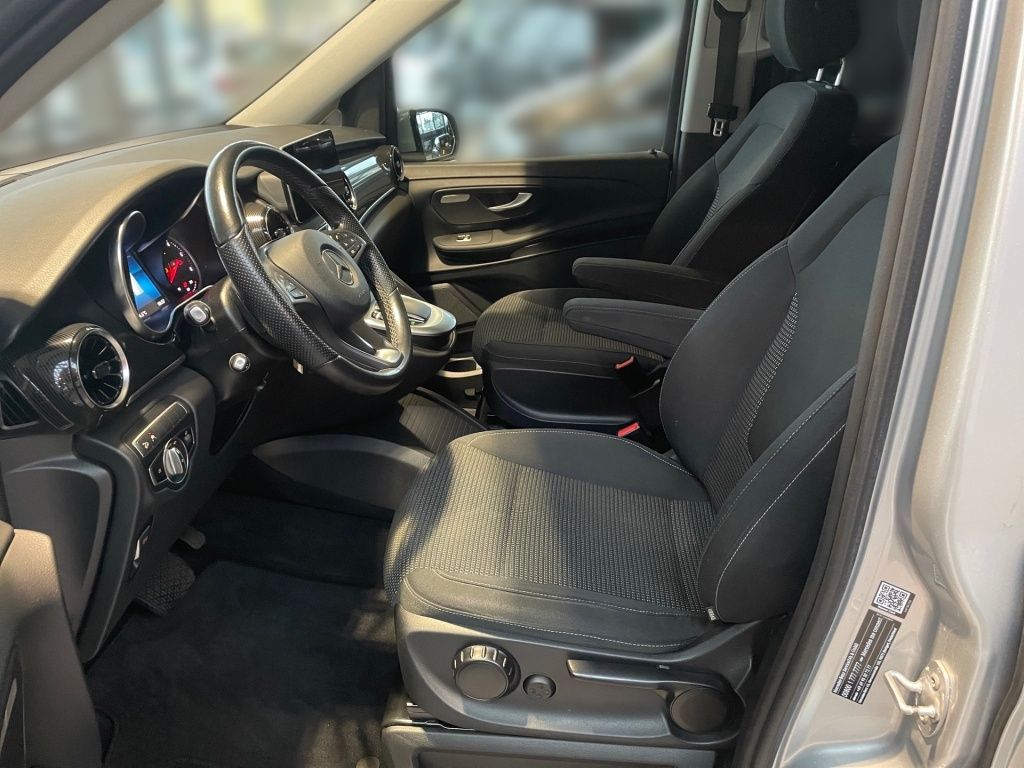 Fahrzeugabbildung Mercedes-Benz V 250 d 4MATIC ED/L AHK, Airmatic, STHZ, LED