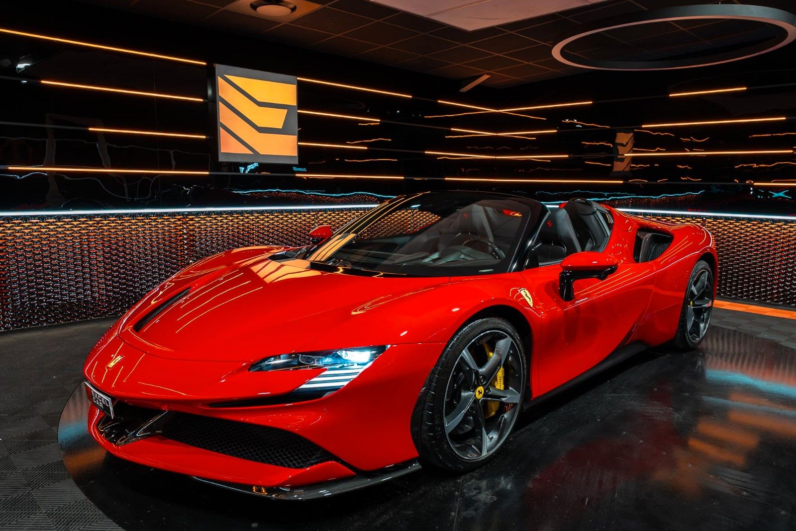 FERRARI SF90